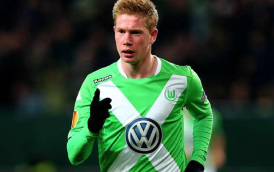 沪媒：柔佛48次射门无法叩开海港大门，替补门将陈威一战封神